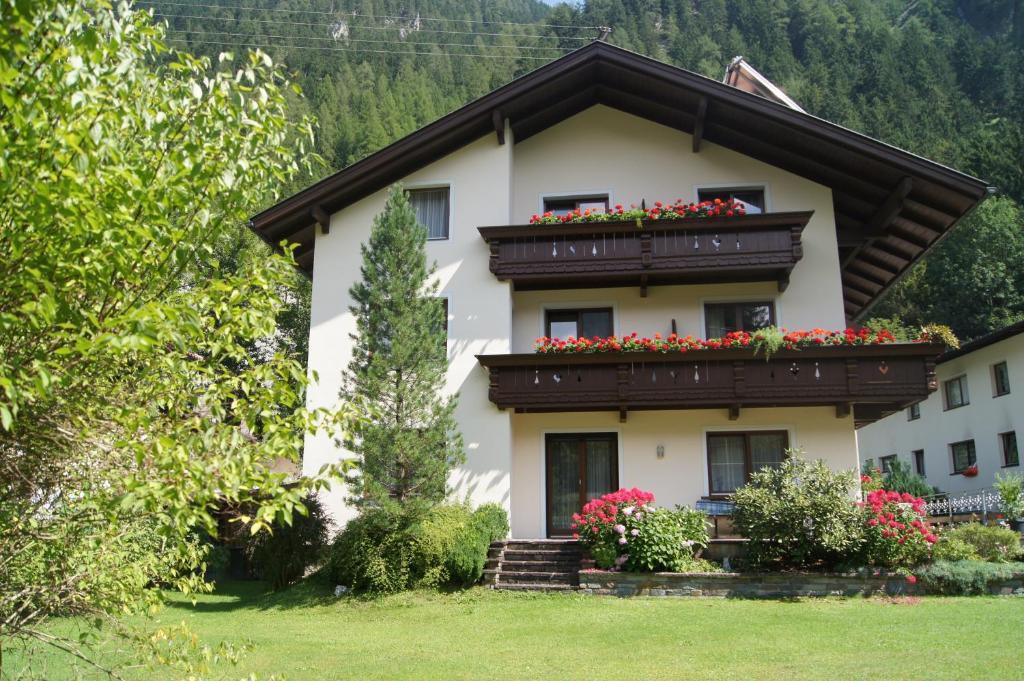 مبيت وإفطار مايرهوفن Haus Josef المظهر الخارجي الصورة